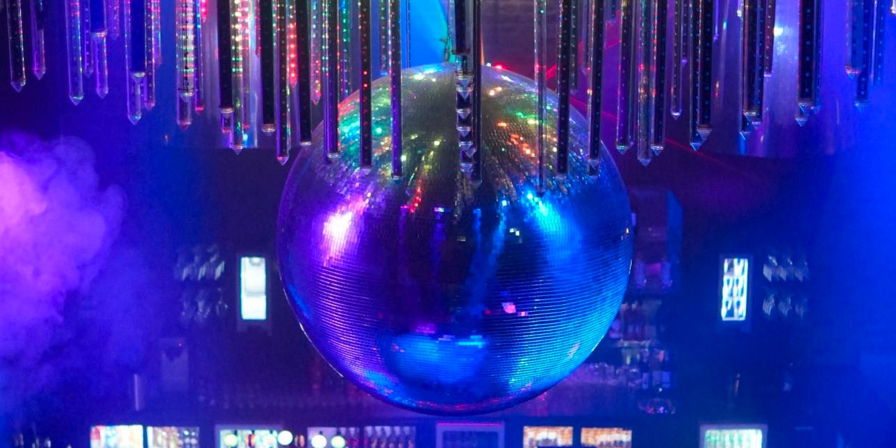 Lux Nightclub and Beer Bar