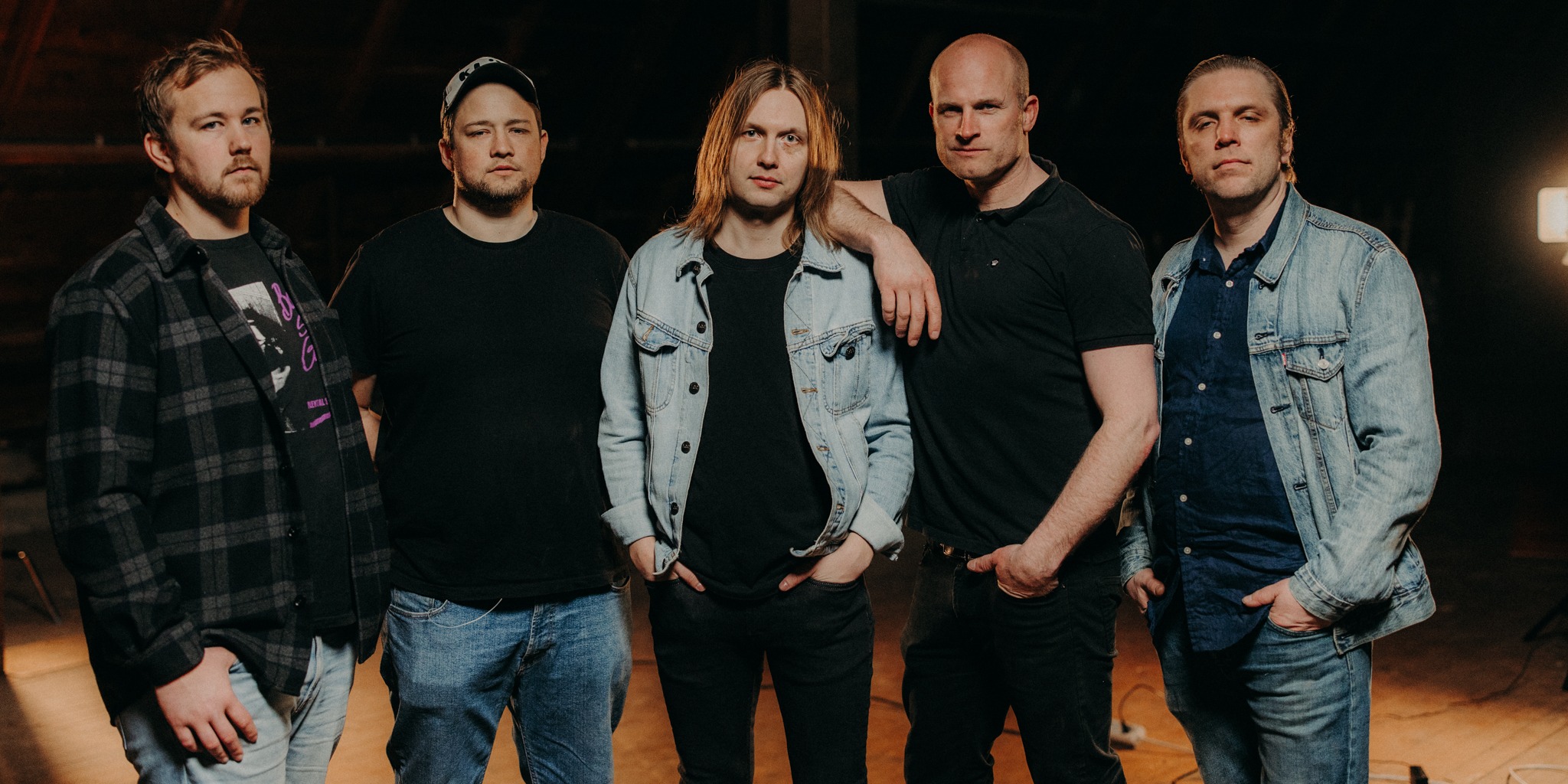 NŐ BULL